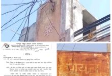 पोयणा में बिजली का खंभा बना मूकदर्शक,नियम दीवार में दफन, निजी मकान में चुनवा दिया विद्युत पोल, हादसे का खतरा मंडराया 10 WhatsApp Image 2026 02 09 at 6.57.50 PM