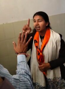 विश्वविद्यालय की अनियमितताओं को लेकर ABVP ने कॉलेज में किया प्रदर्शन, प्राचार्य को सौंपा ज्ञापन 2 WhatsApp Image 2026 02 10 at 8.23.22 PM