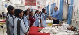 मिल क्षेत्र की छात्राओ ने बांगड चिकित्सालय मे जानी उपचार की प्रक्रियाक्षेत्र की छात्राओ ने बांगड चिकित्सालय मे जानी उपचार की प्रक्रिया 2 WhatsApp Image 2026 02 27 at 8.03.39 PM