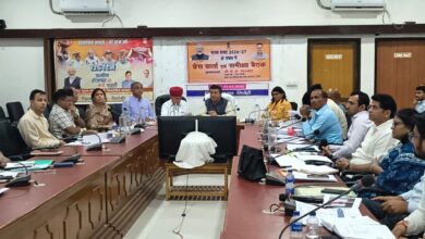 सिरोही में समीक्षा बैठक: प्रभारी मंत्री के.के. विश्नोई ने दिए सख्त निर्देश, योजनाओं का लाभ अंतिम व्यक्ति तक पहुंचाने पर जोर 14 सिरोही में समीक्षा बैठक