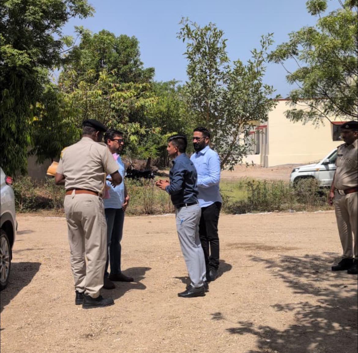 आबकारी आयुक्त नमित मेहता