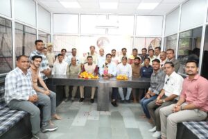 नवपदस्थापित जिला कलक्टर डॉ रविन्द्र गोस्वामी ने कार्यभार ग्रहण किया, निर्वतमान कलक्टर एलएन मंत्री को दी विदाई 5 IMG 20260402 WA0031