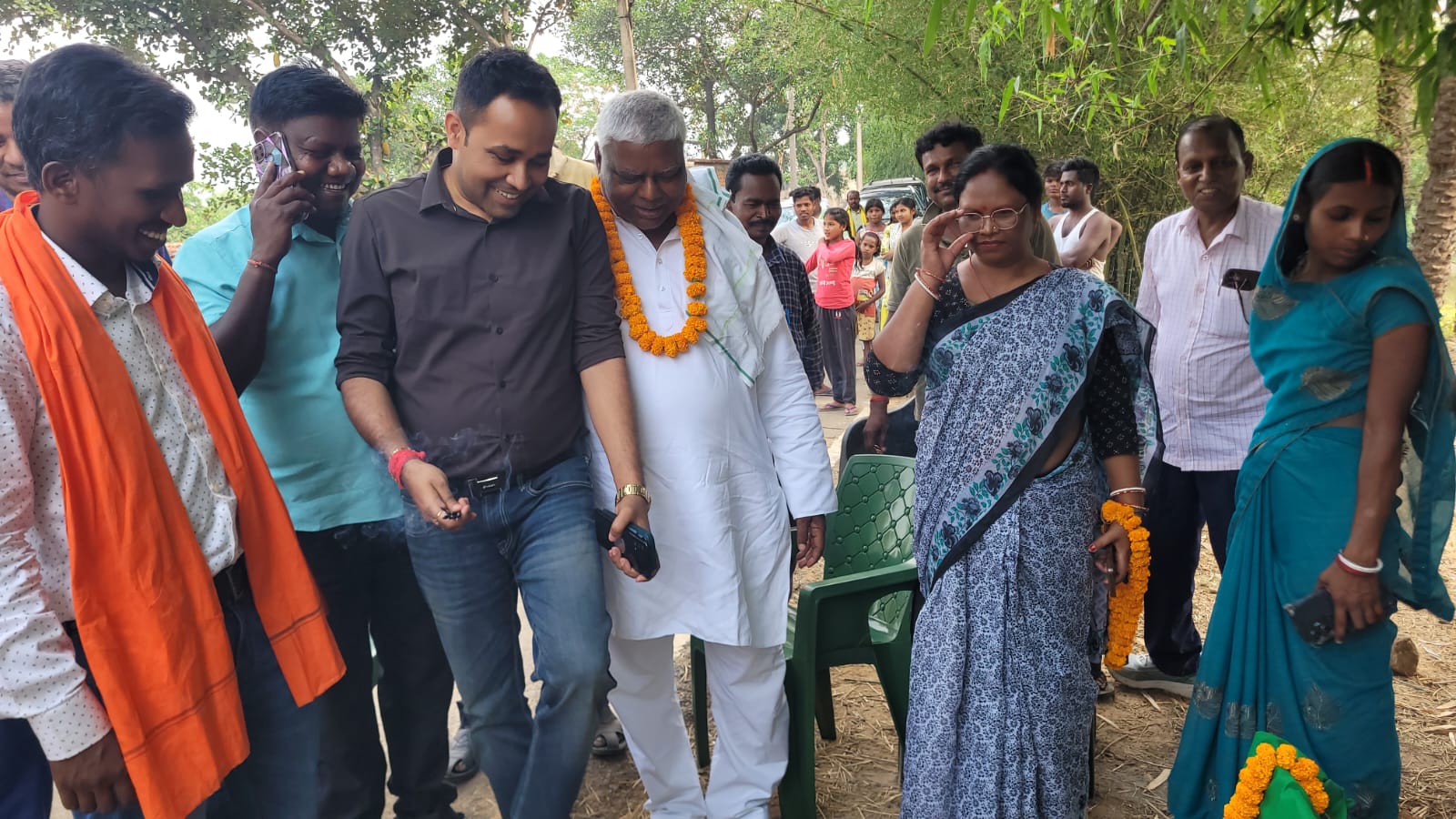 जिला खनिज फाउंडेशन ट्रस्ट के तहत् करोड़ों की लागत वाली चार तालाबों का टुण्डी विधायक ने किया शिलान्यास 1 IMG 20260416 WA0031