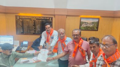 जेहादी मानसिकता की बढ़ती घटनाओं के विरोध में हिन्दू संगठनों द्वारा कलेक्टर पर विरोध प्रदर्शन कर सौंपा ज्ञापन 16 IMG 20260417 WA0022