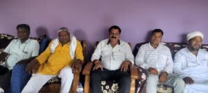 अल्पसंख्यक मोर्चा नेता बाबा मनीर मस्तान के पुत्र की शादी में अपने समर्थकों के साथ पहुंचे टुण्डी विधायक मथुरा प्रसाद महतो 5 IMG 20260417 WA0026