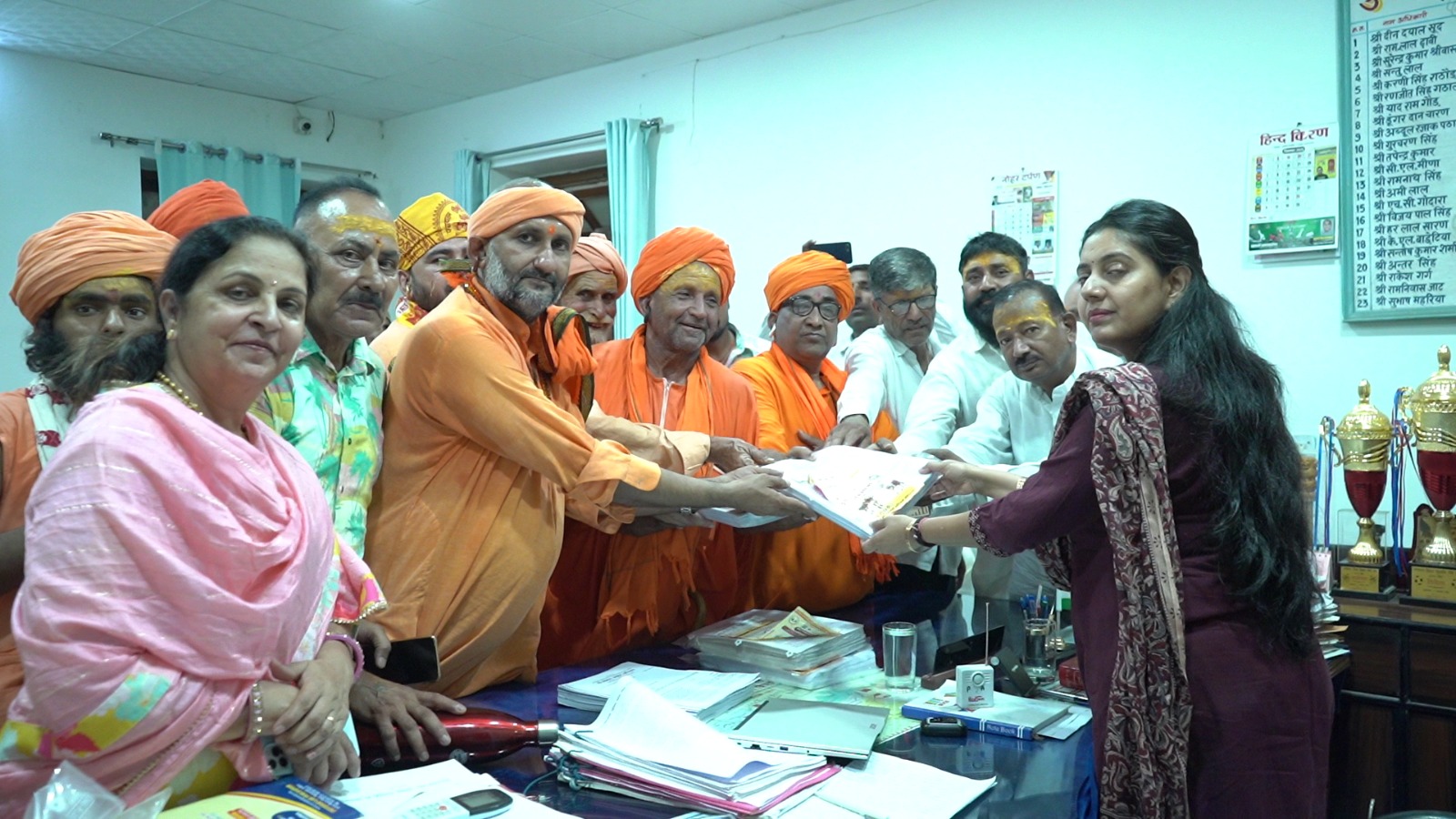 नोहर में गो सम्मान आह्वान अभियान यात्रा संपन्न 1 WhatsApp Image 2026 04 27 at 5.21.49 PM