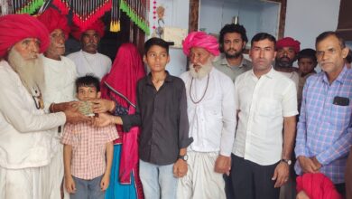 ग्राम कोठार स्व रूपाराम/ कसनारामजी देवासी की अकस्मात मौत गरीब परिवार की आर्थिक मदद की लाखो में 12 IMG 20260503 WA0033