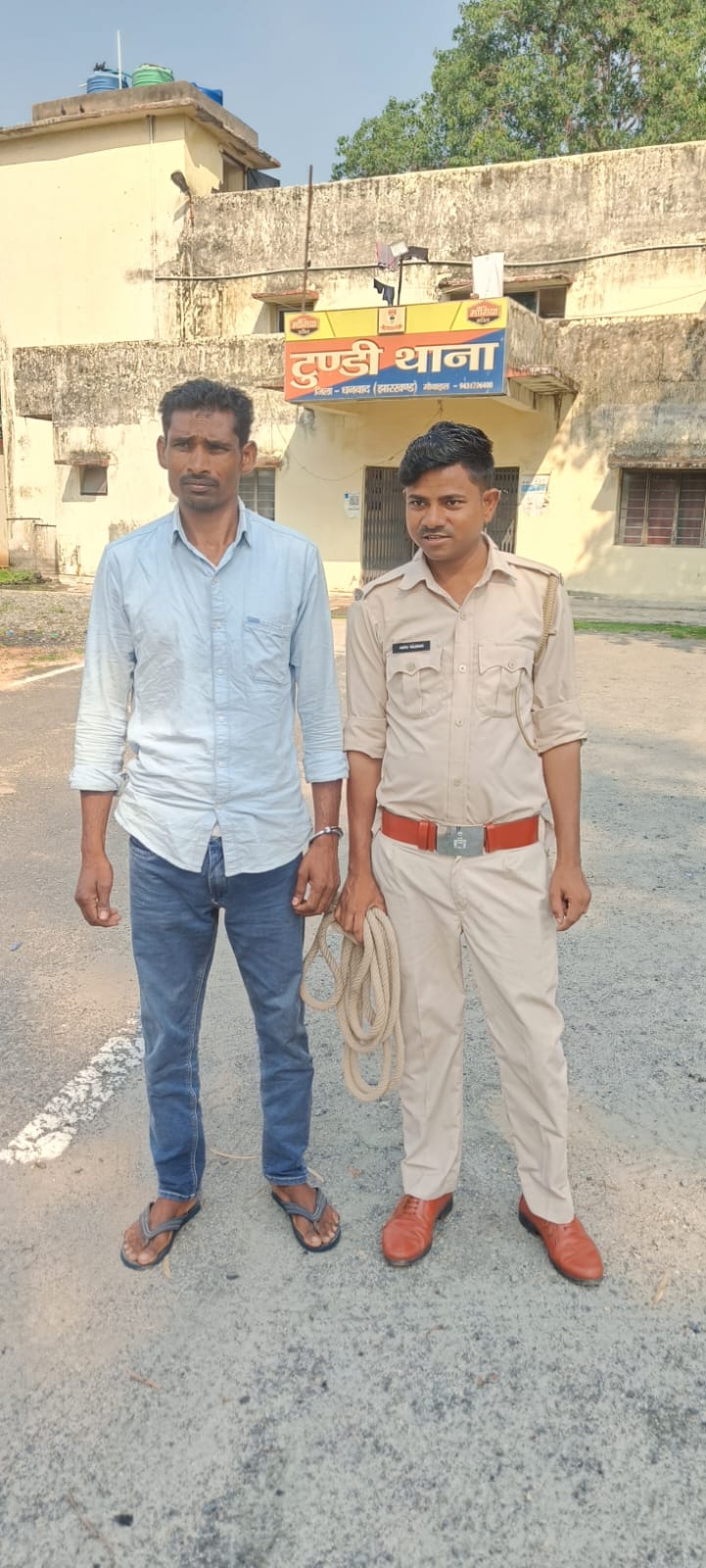 टुण्डी की महिला को इलाज़ का झांसा देकर चाईबासा की जंगल में किया गया दुष्कर्म आरोपी पुलिस हिरासत में 1 IMG 20260511 WA0019