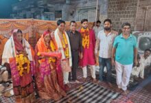 बाली श्री राधा कृष्णा मूर्ति भव्य प्राण प्रतिष्ठा नरेन्द्र परमार ने किया लाभार्थी परिवार का बहुमान 5 IMG 20260513 WA0019