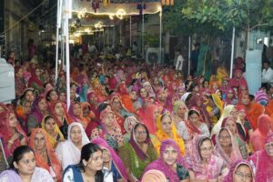 बाली श्री राधा कृष्णा मूर्ति भव्य प्राण प्रतिष्ठा नरेन्द्र परमार ने किया लाभार्थी परिवार का बहुमान 7 IMG 20260513 WA0020
