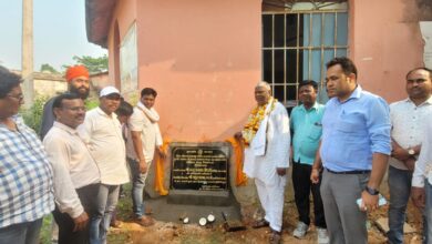 जिला योजना अनाबद्व निधि से 32 लाख रुपए की लागत वाली प्रखंड संसाधन केंद्र -सह प्रखंड स्तरीय प्रशिक्षण केन्द्र का विधायक मथुरा प्रसाद महतो ने किया शिलान्यास। 7 IMG 20260519 WA0020