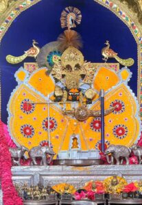 सांवलिया सेठ मंदिर में दान का नया रिकॉर्ड, कुल राशि पहुंची 32.87 करोड़ रुपये 4 WhatsApp Image 2026 05 22 at 1.40.28 PM
