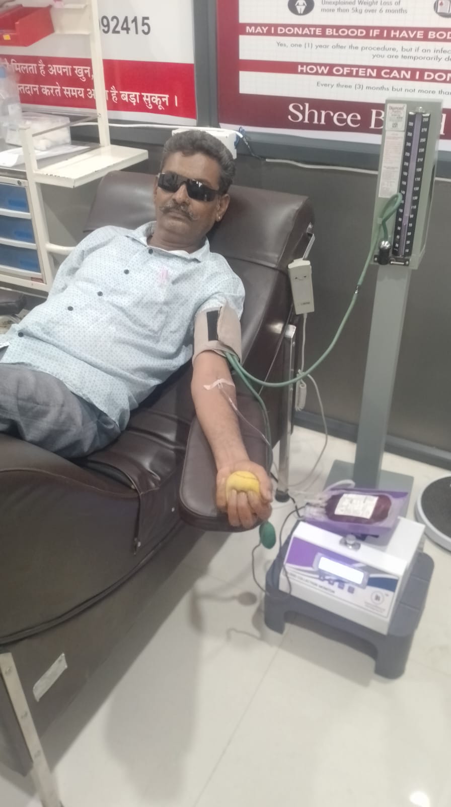 58 वर्षीय शिक्षक हिरालाल मेघवाल ने किया रक्तदान, 80 वर्षीय बुजुर्ग की बचाई जान 1 IMG 20260608 WA0009