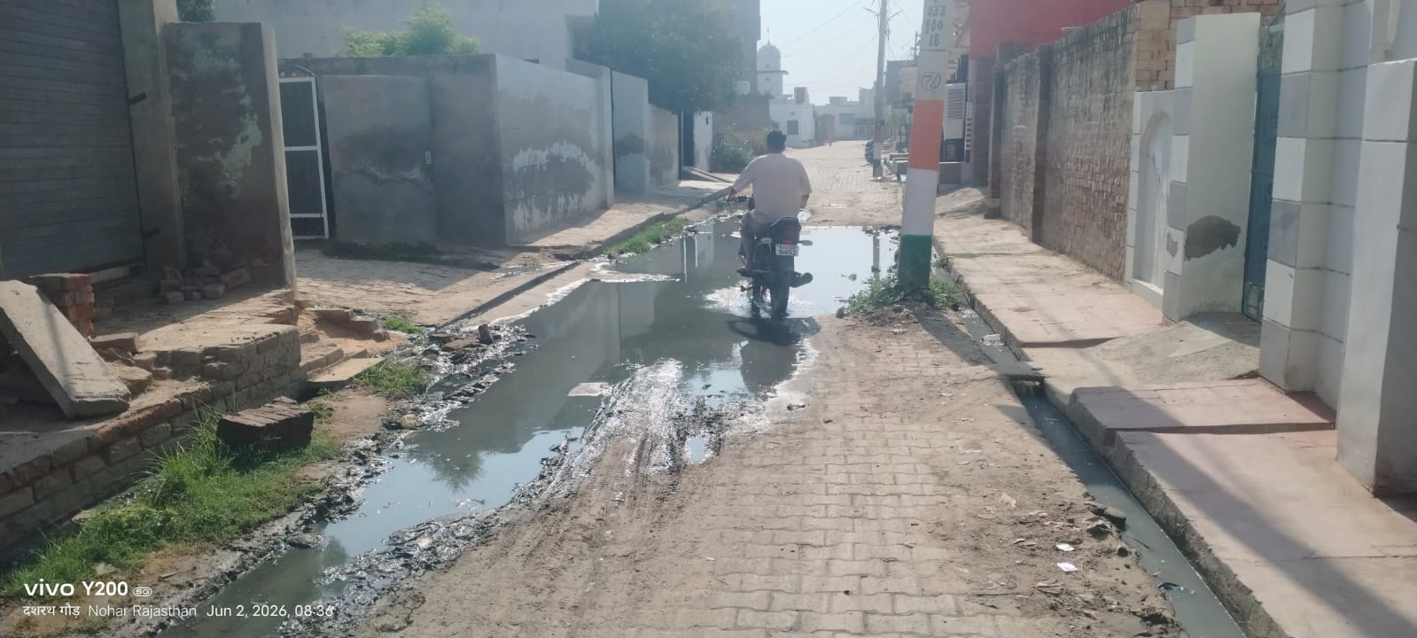 बालाजी कॉलोनी में बिगड़ी सफाई व्यवस्था पर वार्डवासियों का रोष, पालिका ईओ को सौंपा ज्ञापन 1 WhatsApp Image 2026 06 03 at 9.51.43 PM