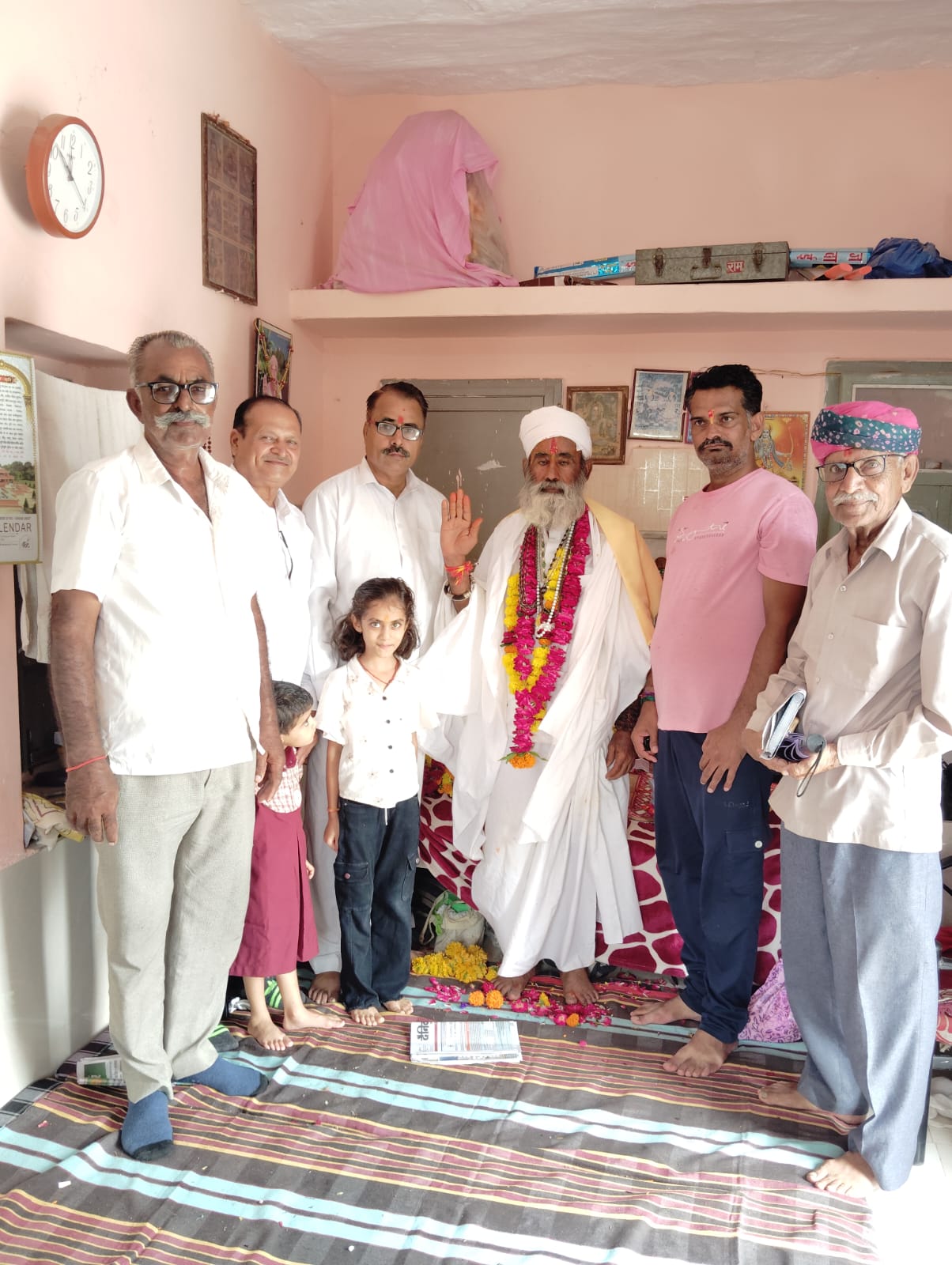 गुरु पूर्णिमा पर दत्तात्रेय मंदिर में उमड़ा आस्था का सैलाब 1 WhatsApp Image 2026 07 29 at 9.38.27 PM