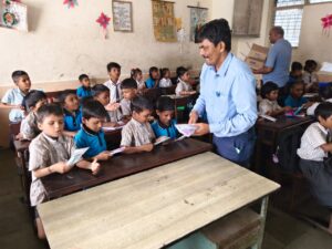 आज के समय मे शिक्षा बहुत महत्वपूर्ण है, अग्रसेन फाउंडेशन व युथ फोरम के कार्यक्रम 3 WhatsApp Image 2026 08 08 at 5.55.13 PM