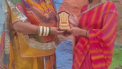 आदर्श महिला सम्मान समूह की ओर से बन्नी ठनी लहरिया महोत्सव का हुआ आयोजन, विजेताओं को मिला पुरस्कार 14 WhatsApp Image 2026 08 16 at 7.43.18 PM