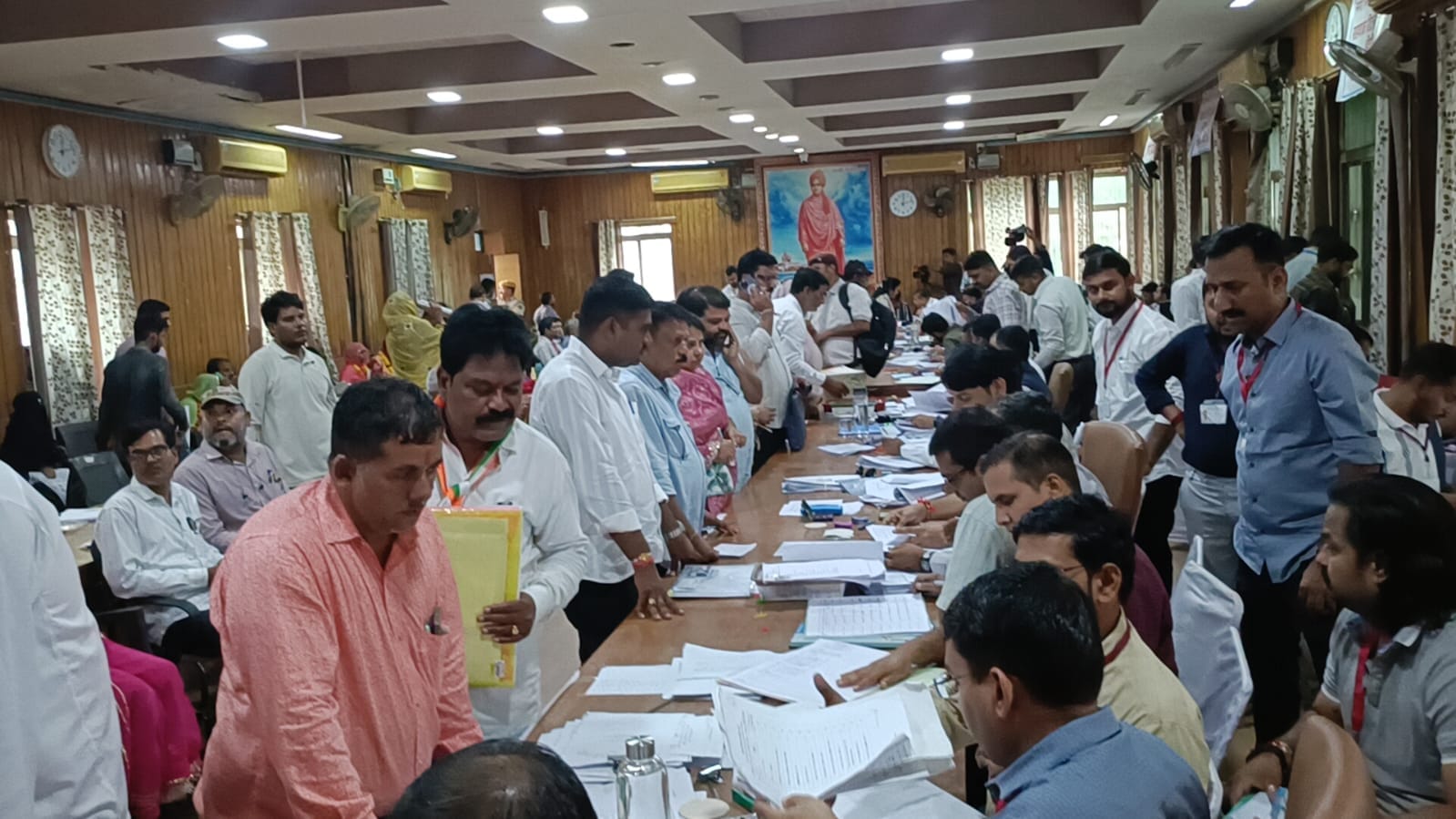 नामांकन के अंतिम दिन उमड़ा उत्साह, 454 प्रत्याशियों ने दाखिल किए नामांकन 1 WhatsApp Image 2026 08 31 at 7.44.28 PM