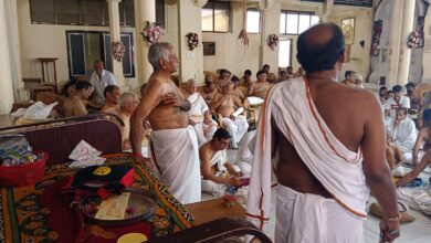 बिजोवा में संवत्सरी महापर्व पर गूंजा ‘मिच्छामि दुक्कडम्’, सामूहिक क्षमापना में उमड़ा श्रीसंघ 16 WhatsApp Image 2026 09 15 at 3.53.55 PM